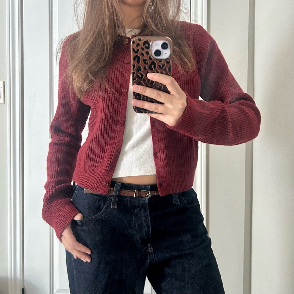 Cropped Knit Fall Cardigan - Picture 4 of 5